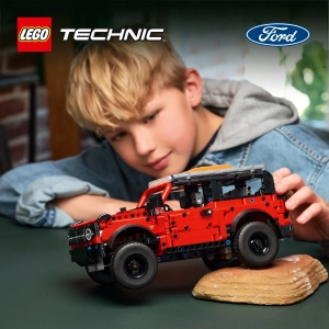 LEGO® Technic Ford Bronco® SUV